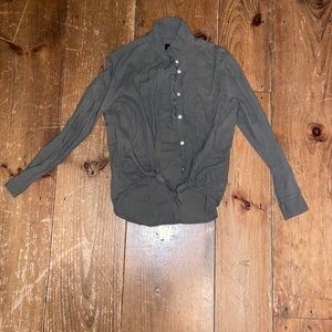 American Eagle - army green button up (M)